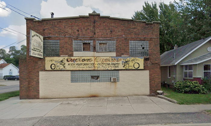 Southlawn Theater - 2019 Street View (newer photo)